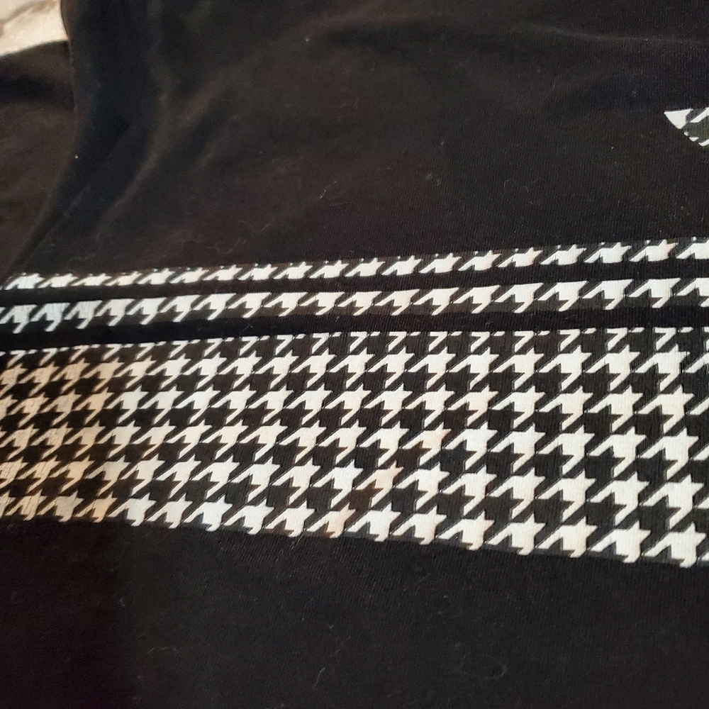 GUESS Men's Black & White Short Sleeve T-Shirt size M - Picture 7 of 11
